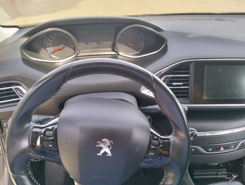 Peugeot 308 1.2 Puretech