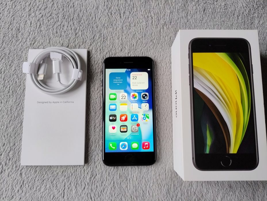 iPhone SE 2020 | Black | 64GB |  z pudełkiem | 100% sprawny