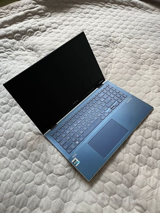 ASUS Zenbook Pro 15 Flip OLED i7-12700H/16GB/1TB/Q529ZA