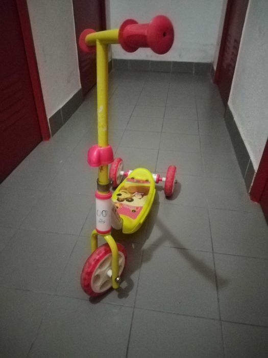 Trotinete de Masha e urso 2-4anos