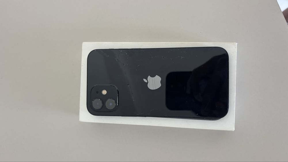 Iphone 12 usado, 73% a bateria