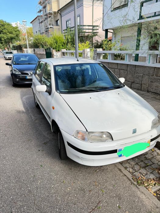 Fiat Punto. 1998