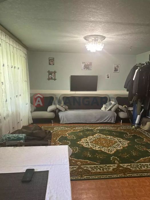 Продам 3 кімнатну квартиру на пр. Олександра Поля (Кірова), низ