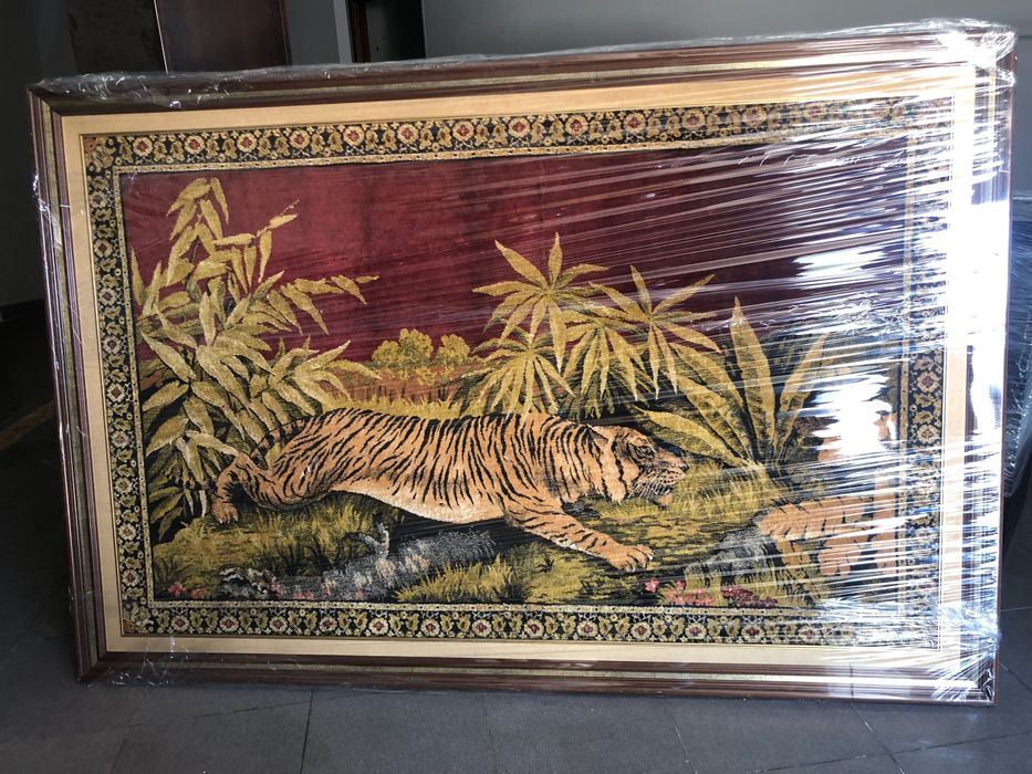 Tapete decorativo com moldura