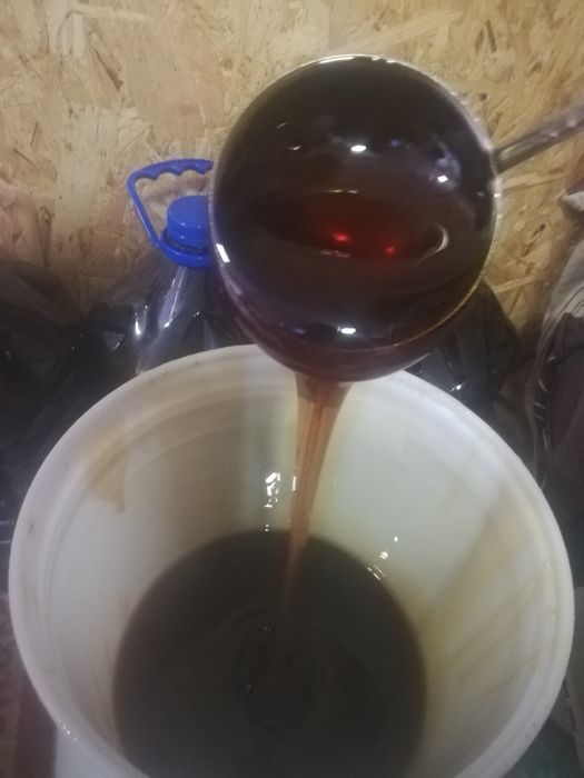 Лісовий мед Чорноклен, липа квіти. мед з чебрецю, гречки.Мёд лесной