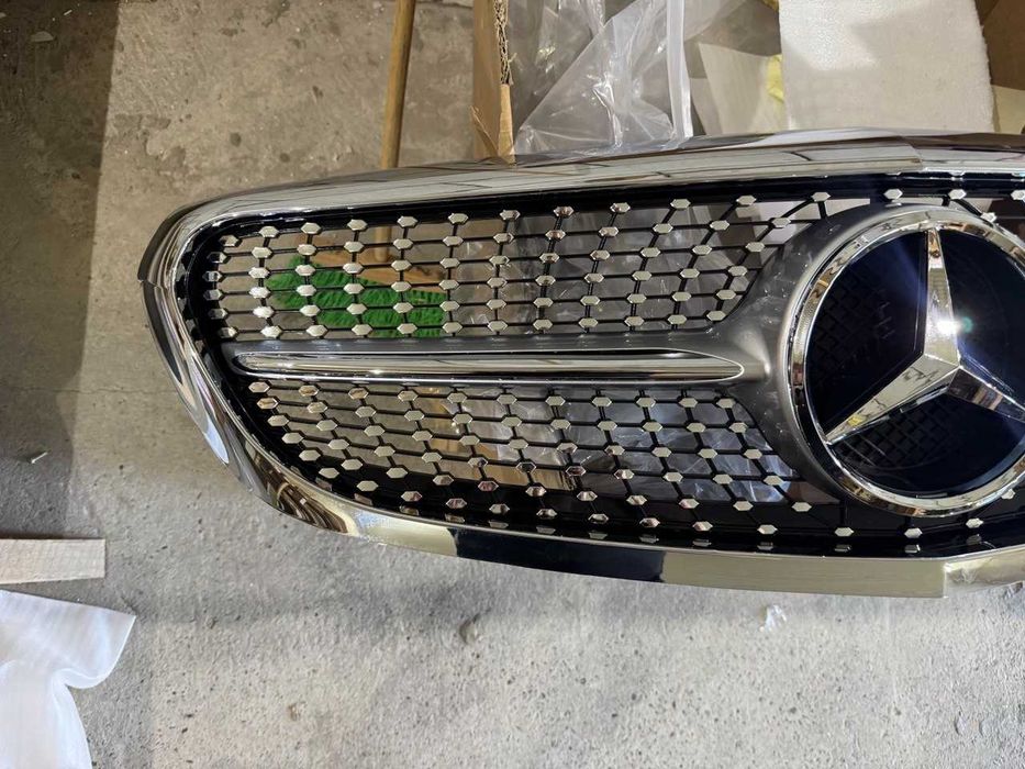 Решітка W205 14-18 Diamond бампер Classic Решетка мерседес c205 2014-2018 диамант Chrome