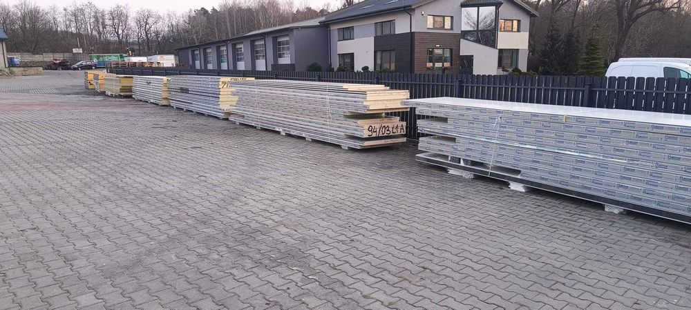 Płyty warstwowe, izolacyjne, obornicki, ścienne, dachowe, garażowe