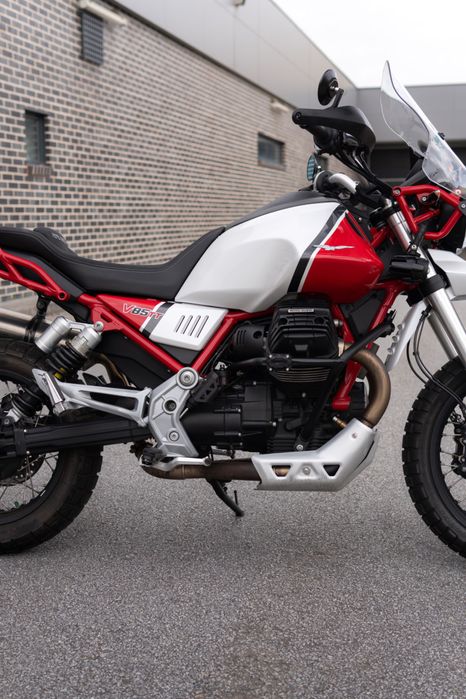 2020 Moto Guzzi  V85 TT
