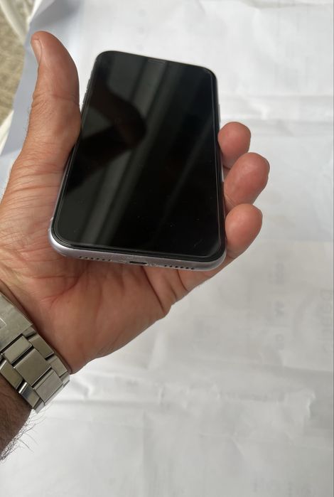 Iphone 11 em bom estado