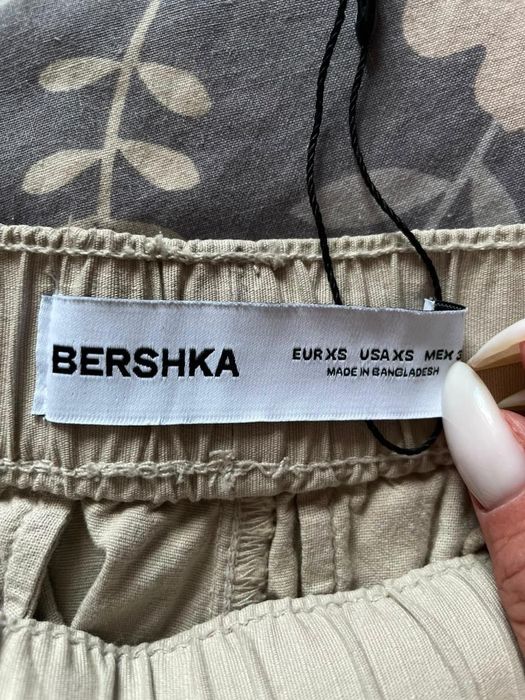 Продам б/у в хорошем состоянии штаны cargo Bershka