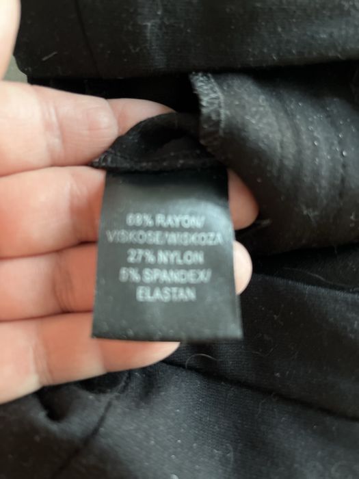 Czarne spodnie waskie