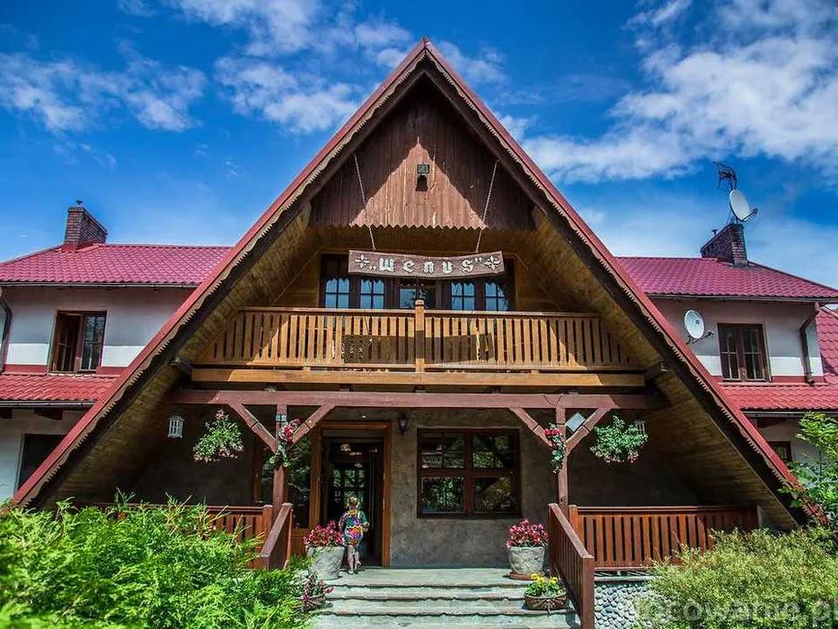 Zanurz się w Mazurskiej Przyrodzie - Wolne Pokoje w Karwicy