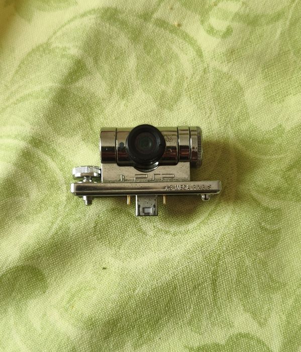 Câmara PSP-300 Prata