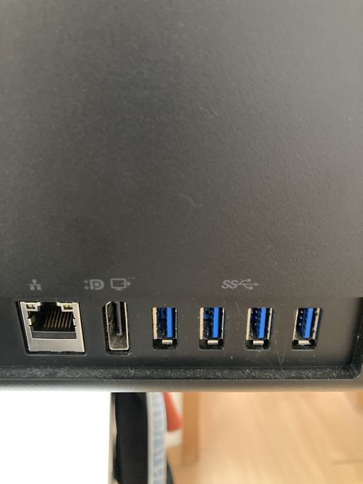 LENOVO ThinkCentre m810z