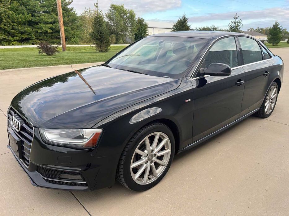 Audi A4      2015