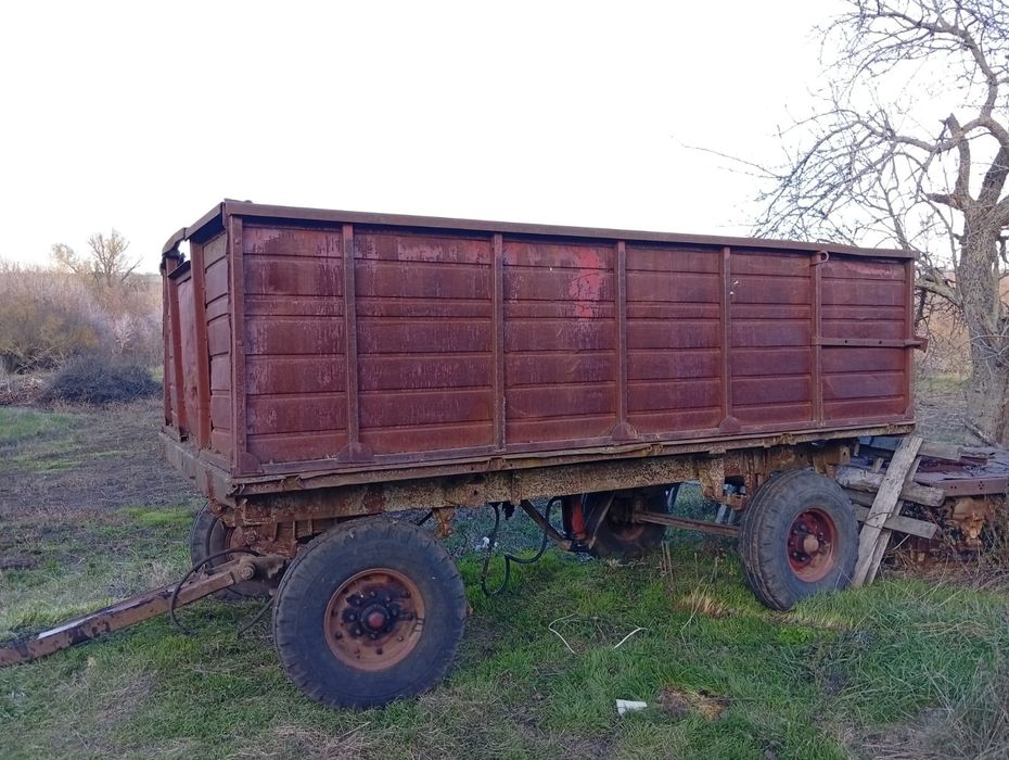 Причіп тракторний 2ПТС-4