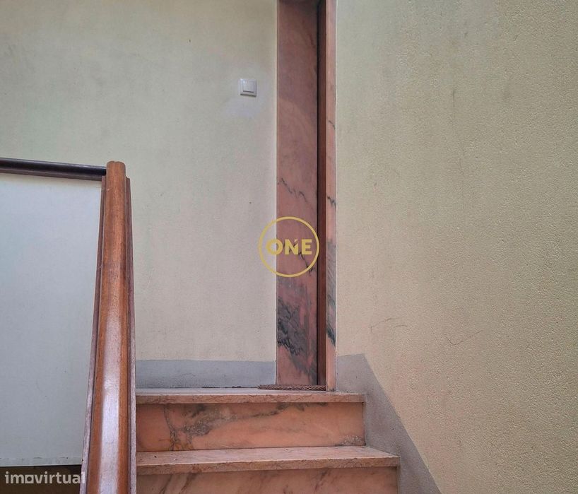 Apartamento T2 no Fogueteiro, Amora – 4º Andar com Excelentes Áreas