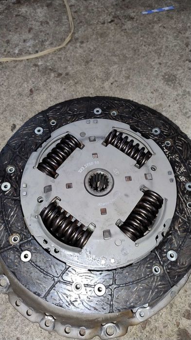 Диск зчеплення Пежо 206 ,1.6 дизель, 2007 рік випуску. Як новий