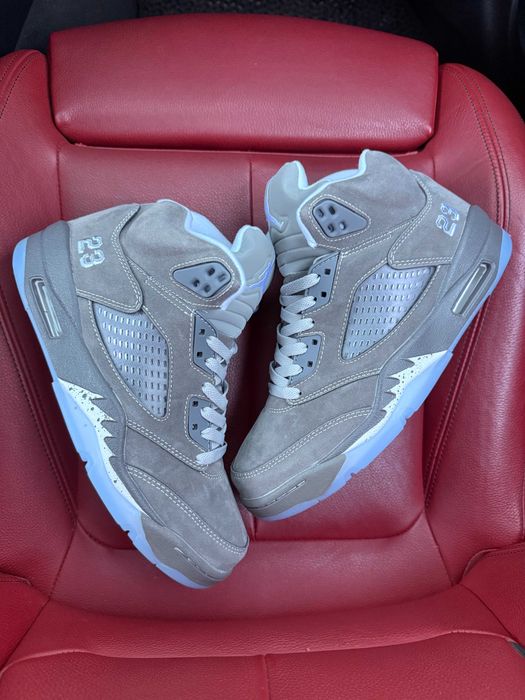 (БЕЗ ПЕРЕДОПЛАТИ) Nike Air Jordan 5 Retro Wolf Grey найк ейр джордан 5 ретро сірі замшеві кросівки з рефлективним язичком та прозорою підошвою
