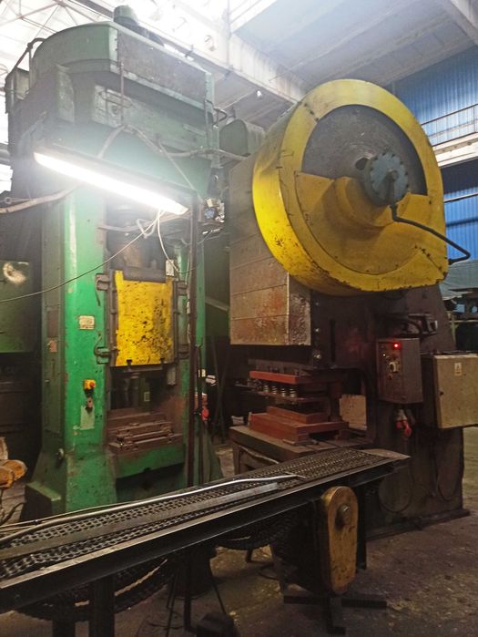 Prasa śrubowa Stankoimport F1734 A – 250 ton