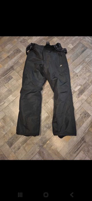 Kombinezon narciarski