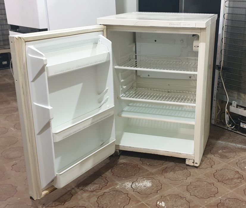 Холодильник EXQUISIT ks 150