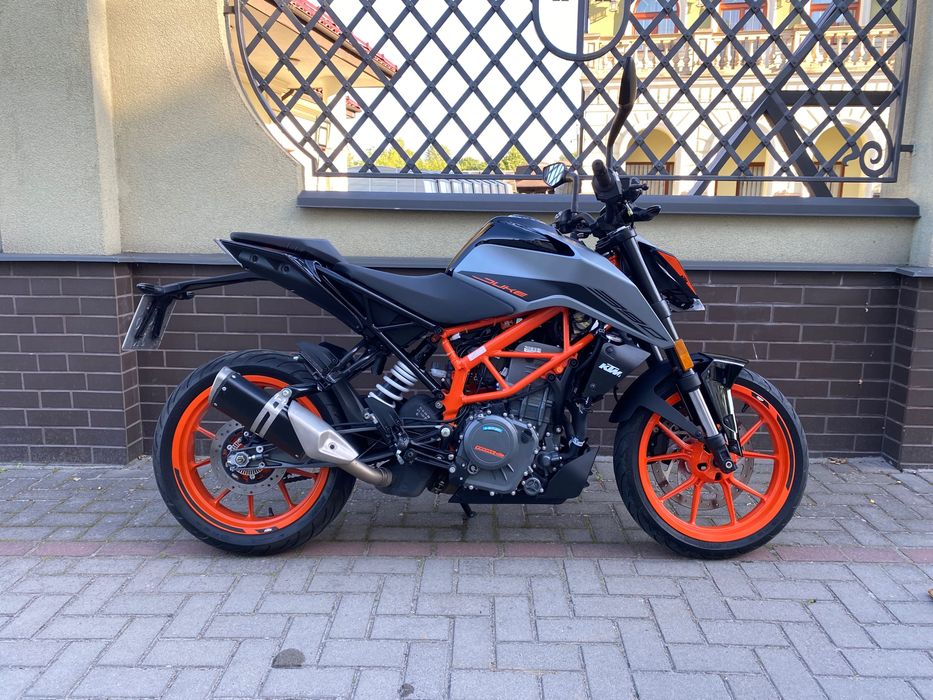 Продається KTM Duke 390 2023р в новому стані!