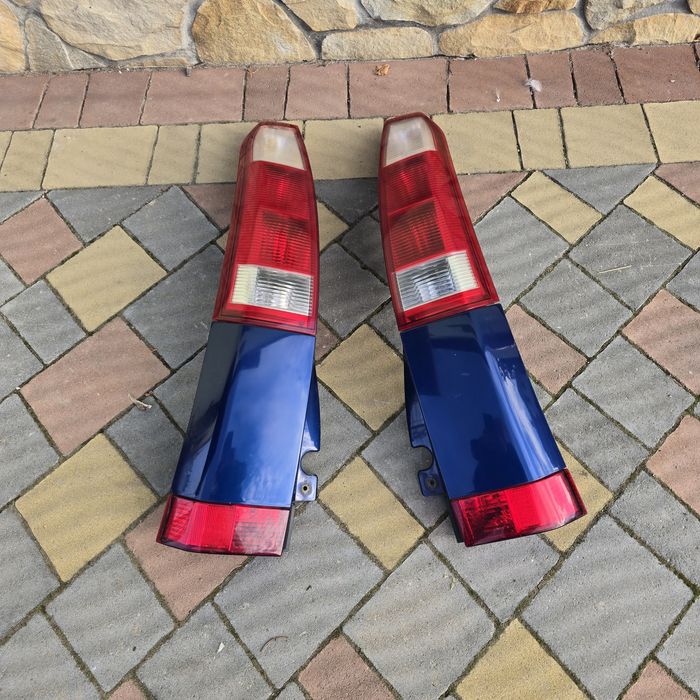 Задні ліхтарі стопи Opel Meriva A