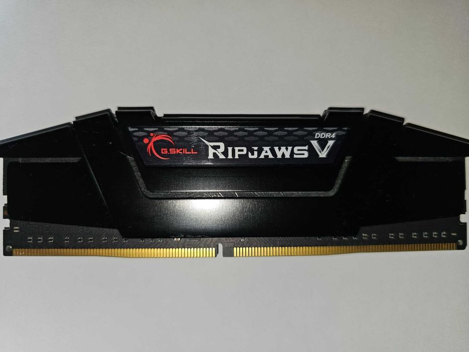 Memória RAM 16Gb DDR4 G.Skill Ripjaws V 3600MHz de Computador