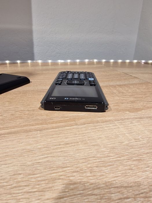 Графічний калькулятор Texas Instruments TI-Nspire CX CAS