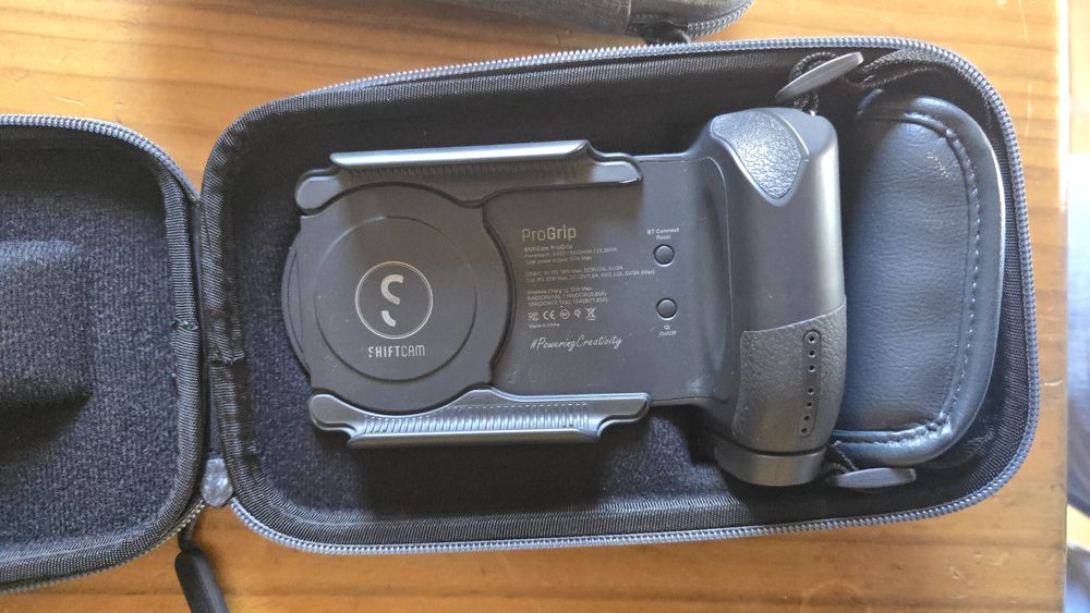 ShiftCam ProGrip + obiektywy macro 10× + 75 mm – jak nowe