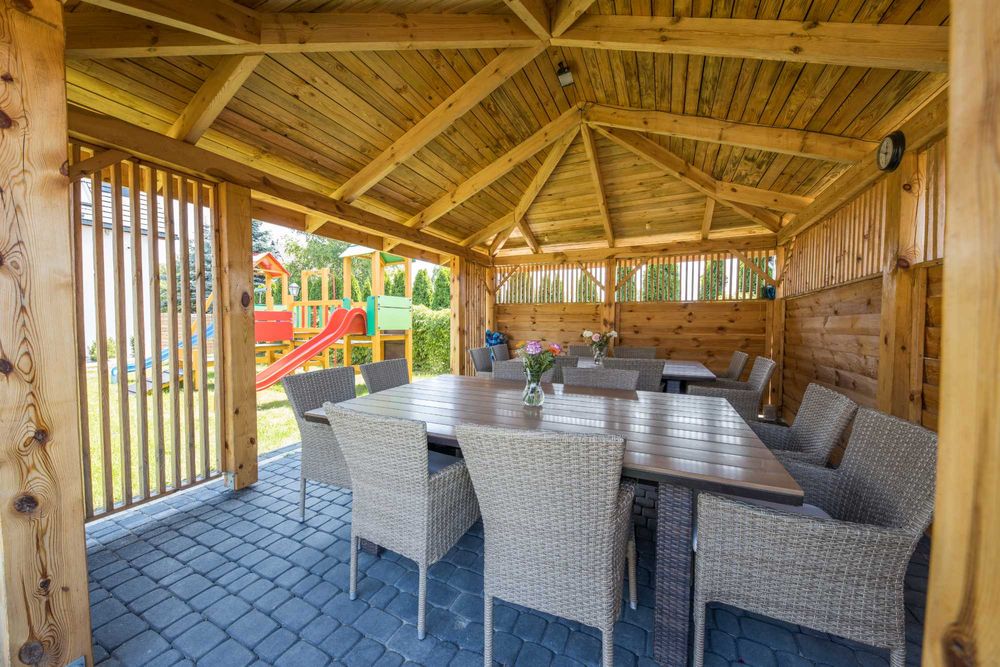 DOMKI DREWNIANE AHOI JANTAR domek Wakacje nad morzem MORZE gm Stegna