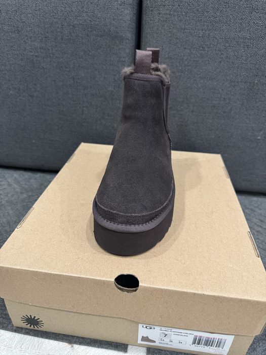 Жіночі темно-коричневі замшеві уггі UGG (37-41)