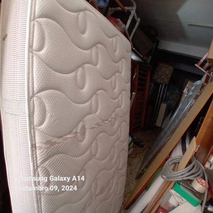 Colchões usados varios