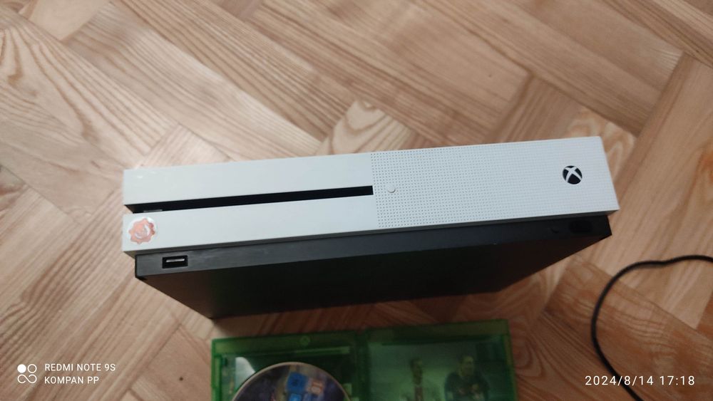 Xbox one s z padem