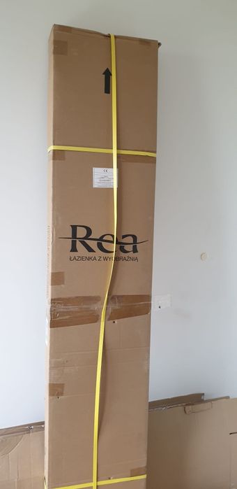 Nowa jeszcze nie odpakowana kabina Prysznicowa REA 80x80 cm Półokrągła