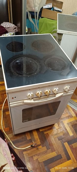 Плита электрическая стеклокерамика DeLonghi