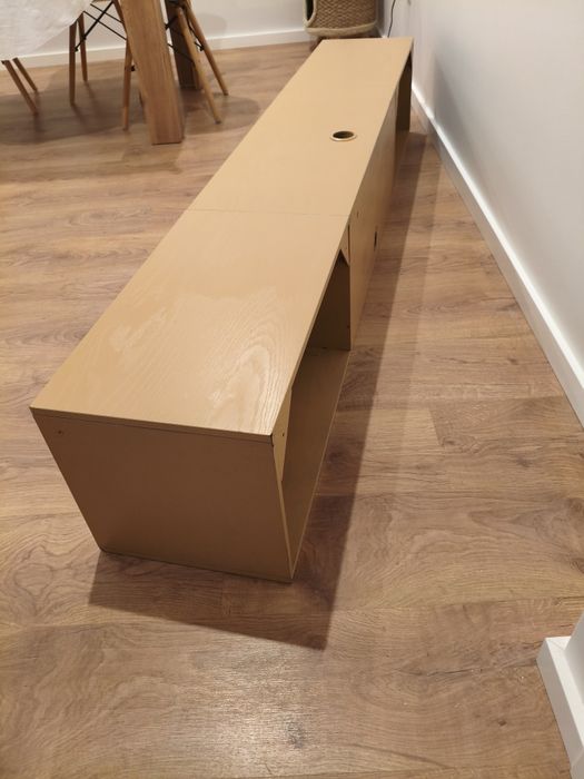 Móvel suspenso de parede para TV