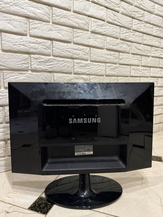 Монітор Samsung