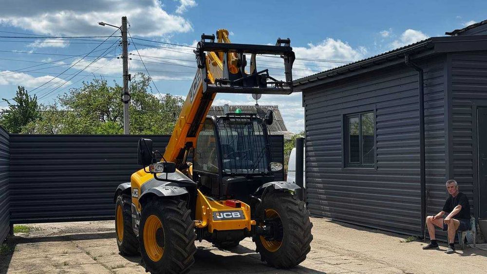Телескопічний навантажувач JCB 531-70 2018 р. 55 кВт. 4585 м/год.