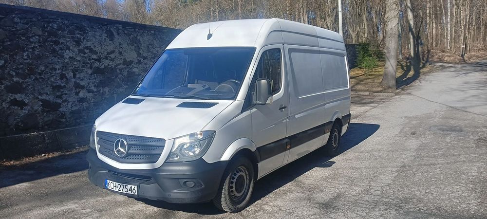Mercedes-Benz Sprinter  Mercedes Sprinter