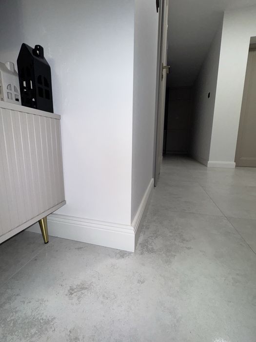 Wykończenia wnętrz - płytki, panele, regipsy