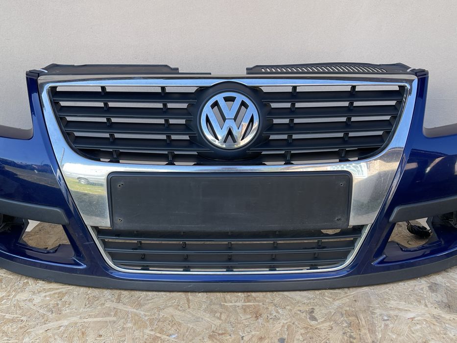 Бампер передній VW Passat B6 LD5Q Фольксваген Пасат Б6