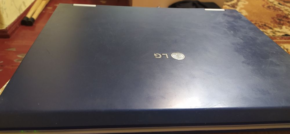 Продам ноутбук LG