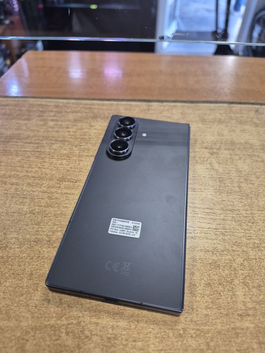 Samsung galaxy z fold 7 512GB jak nowy