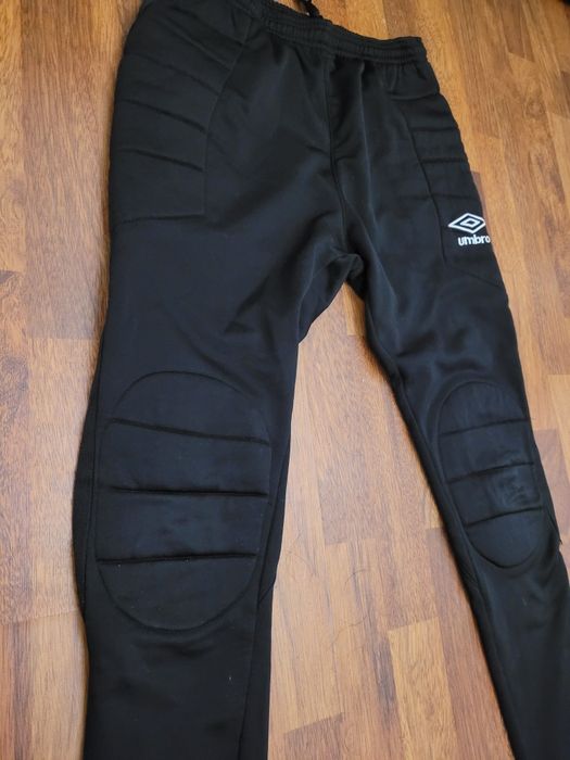 Штани воротарські