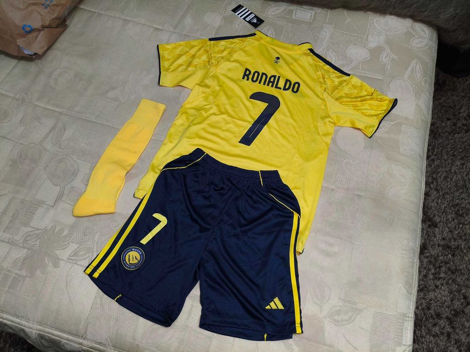 Camisola Criança RONALDO Equipamento Al Nassr | NOVO