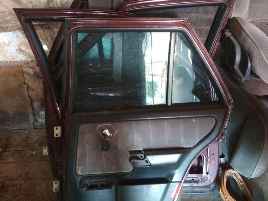 Продам двери Фиат крома