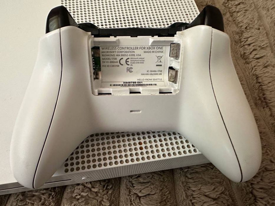 X box One S 512 Gb White