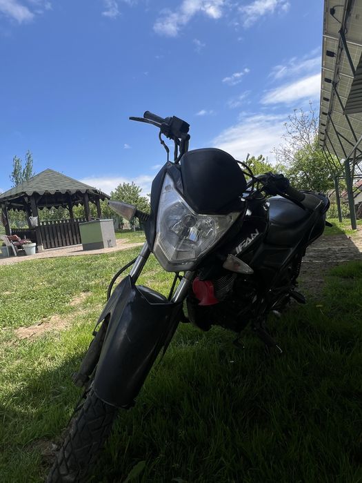 Продам Lifan 150e